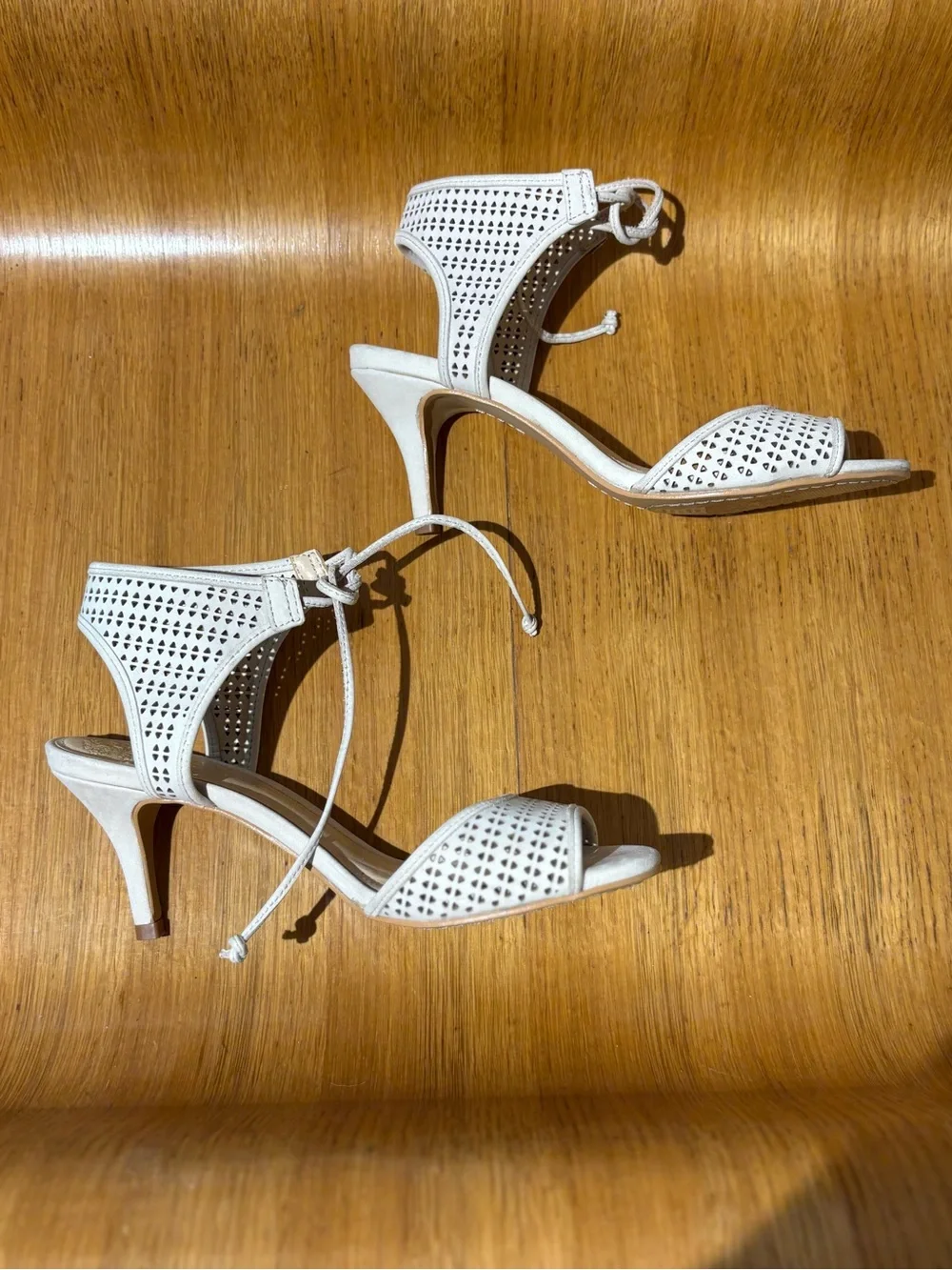 Vince Camuto White Perforated Heeled Sandals – Size 6.5